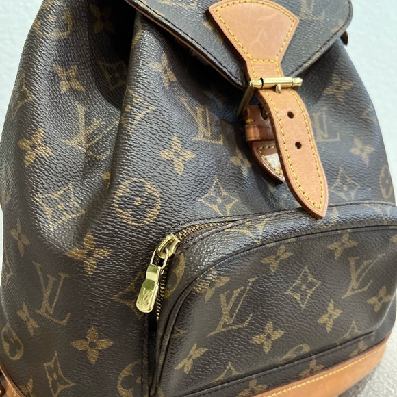 Louis vuitton Montsouris PM main image 9